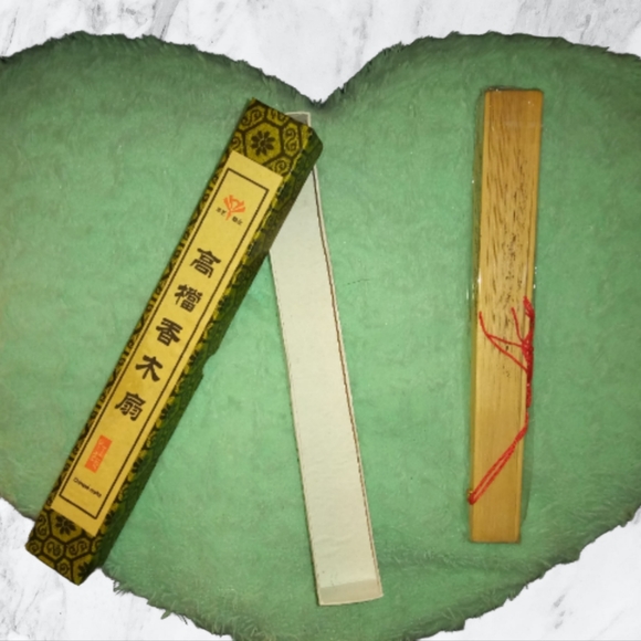 Deluxe 9 in. Wooden Fan(Chinese craft) - Picture 4 of 4